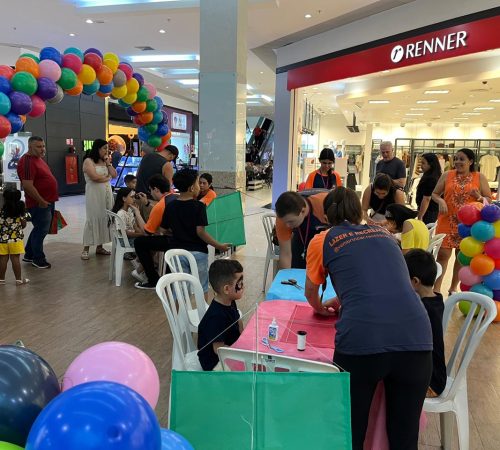 Taubaté Shopping segue com programação especial para o Mês das Crianças e promove ação solidária em parceria com a Polícia Civil